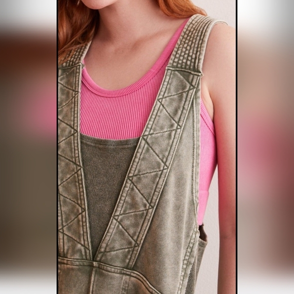 Boutique - Don't Sweat It Jumpsuit - Size: SMALL - Picture 4 of 10